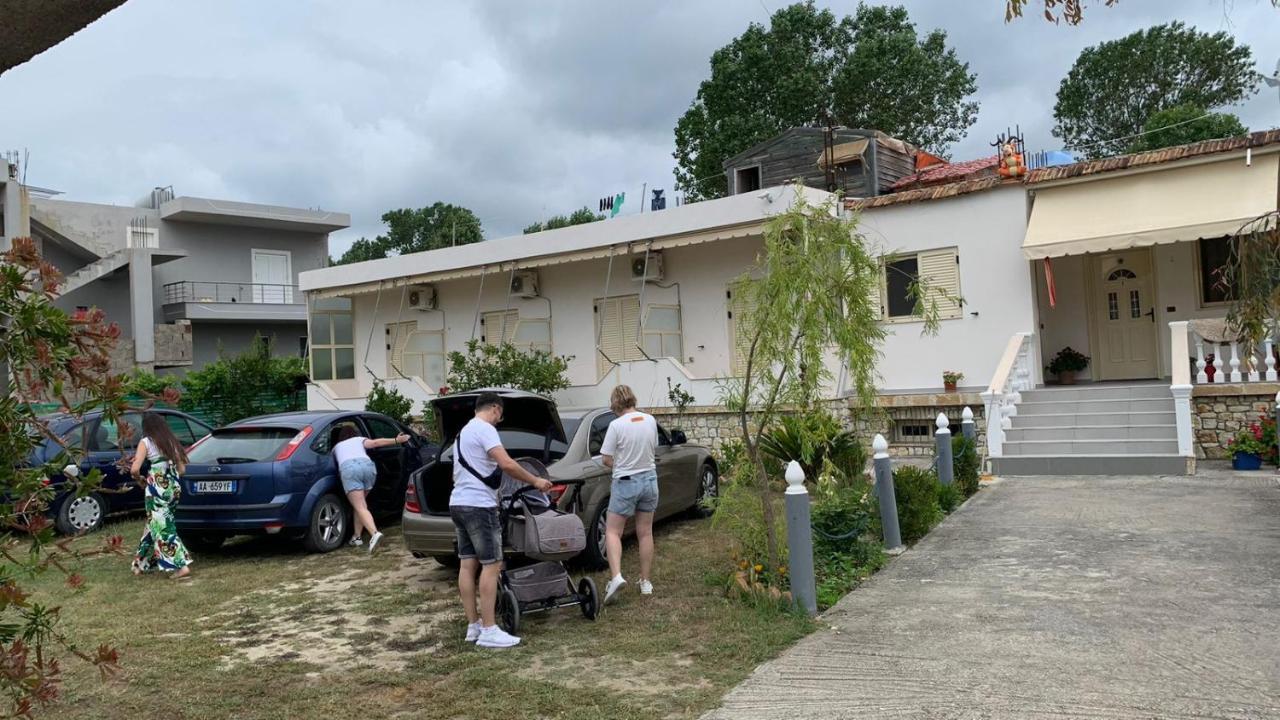 Hotel Vila Andi Zverneci Exterior photo